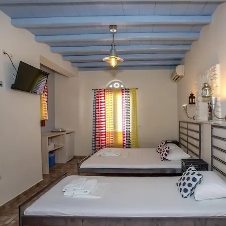 Inn En Tino Retreats - Sunshine Tinos