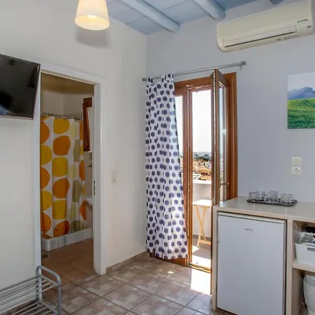 Inn En Tino Retreats - Sunshine Tinos